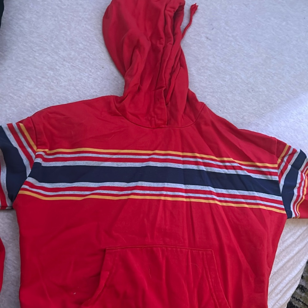 L.A . HEARTS red hoodie with navy blue, yellow, grey stripes. size xs in womens
